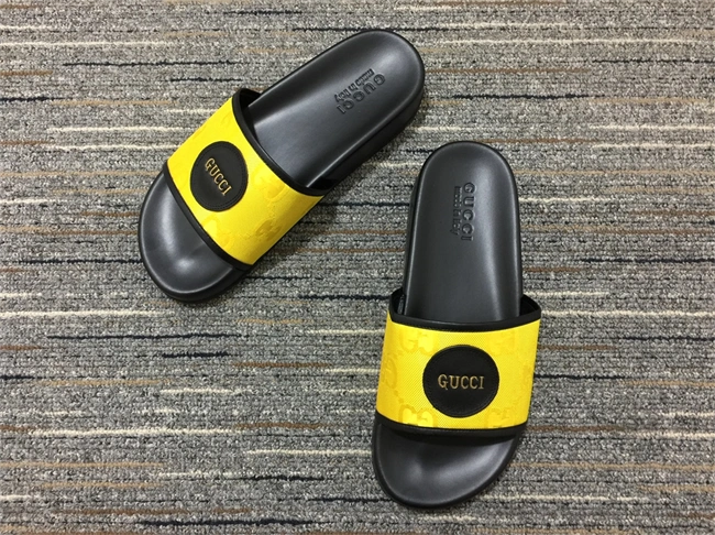 G*u*i slide fashionforward 412