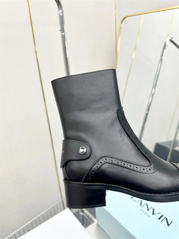 H Boot Sleek 2413