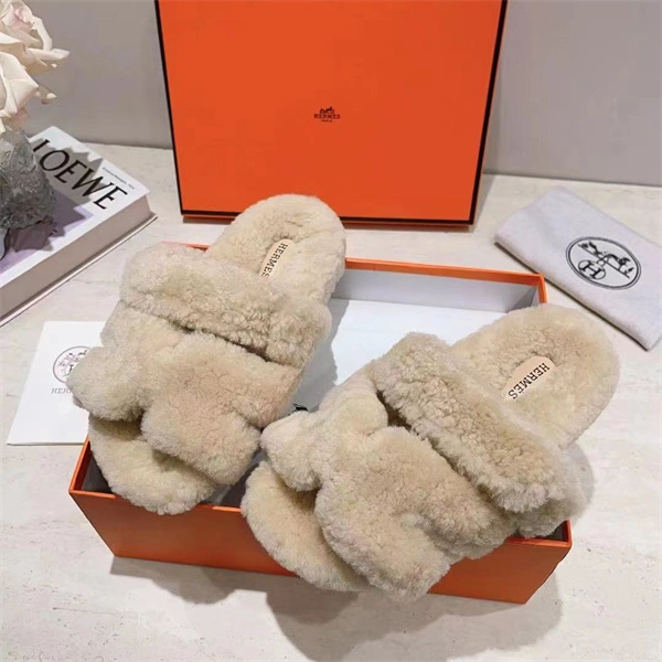 Efficient H Slipper 2380