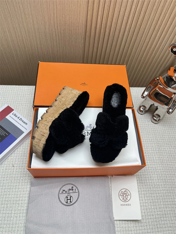 H Slipper Stylish 2384