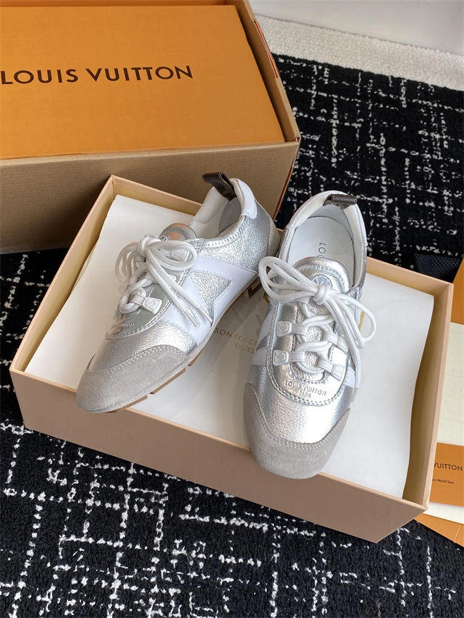 Louis Vuitton WellDesigned 1666