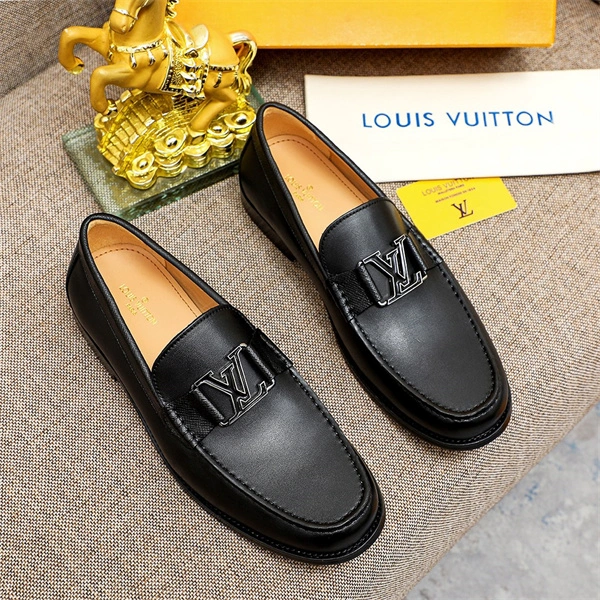Supportive Lv Loafer 1898