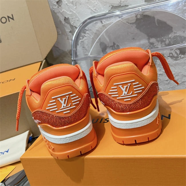 MoistureWicking Lv Trainer Sneaker 2074