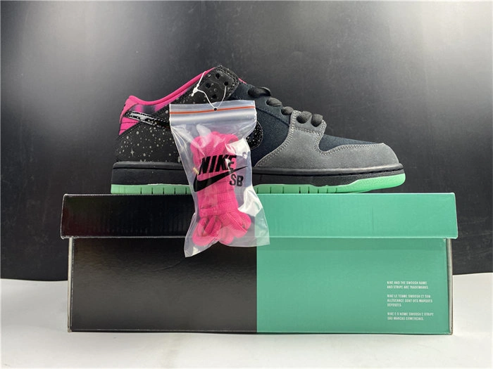 OdorResistant Nike Dunk SB Low Premier Northern Lights 724183- 4929